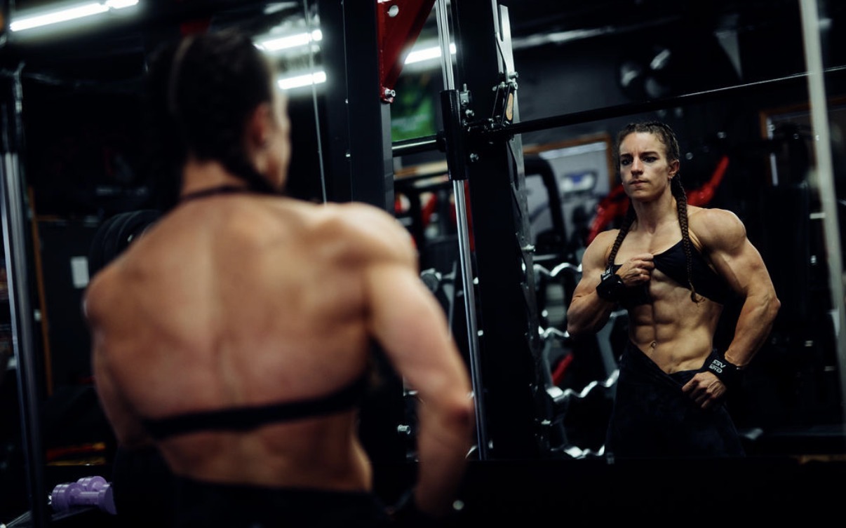 Eleni Polites - Stage Condition